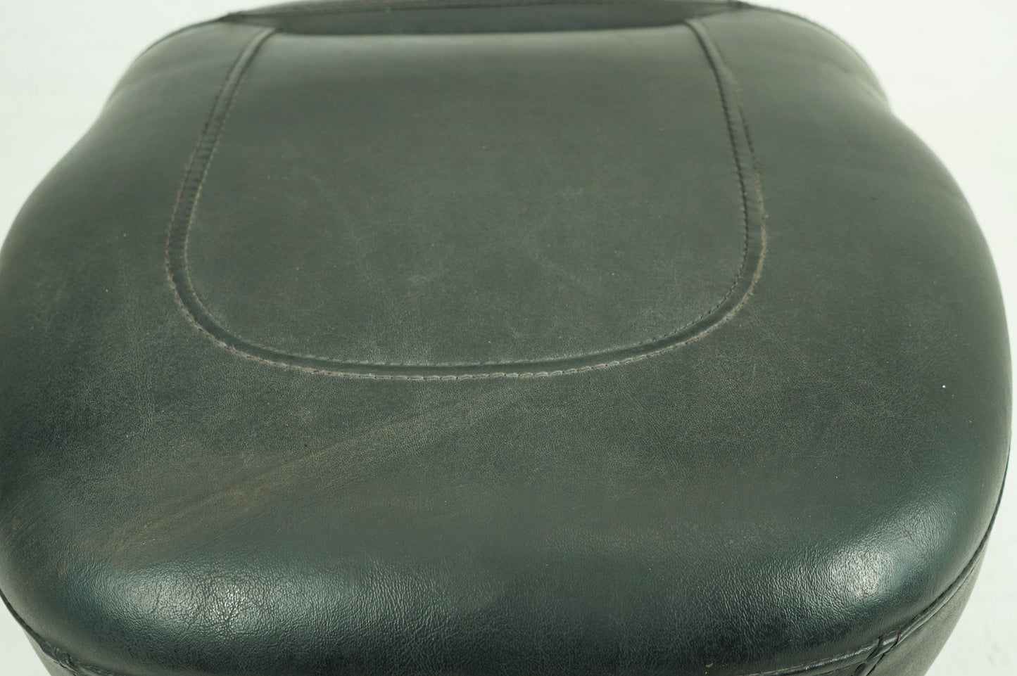2007 - 2012 Harley-Davidson Touring Electra Glide Ultra Passenger Rider Driver Seat Saddle 52164-10