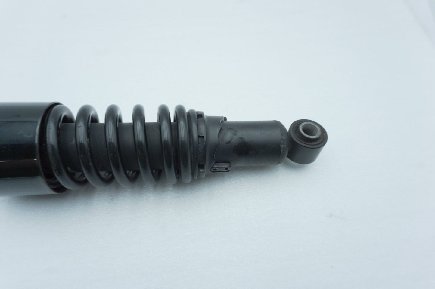 2008 - 2016 Harley-Davidson Dyna Wide Glide Rear 1 Shock Absorber 54615-01
