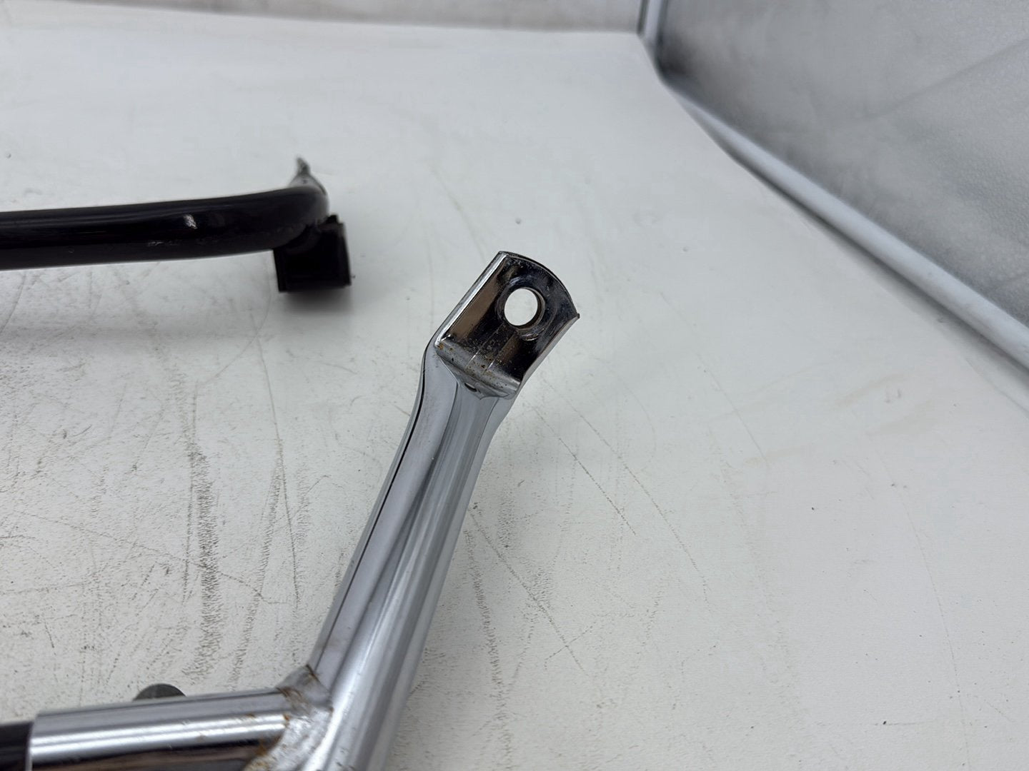 00 Harley Touring Electra Glide Ultra OEM Rear Left Right Saddlebag Guard Rails