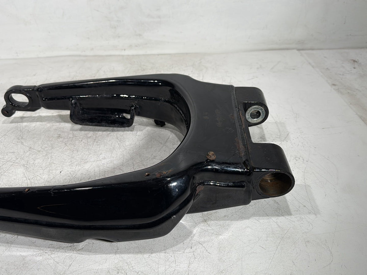 2010 Harley Electra Glide Touring Ultra OEM Rear Fork Swingarm Swing Arm