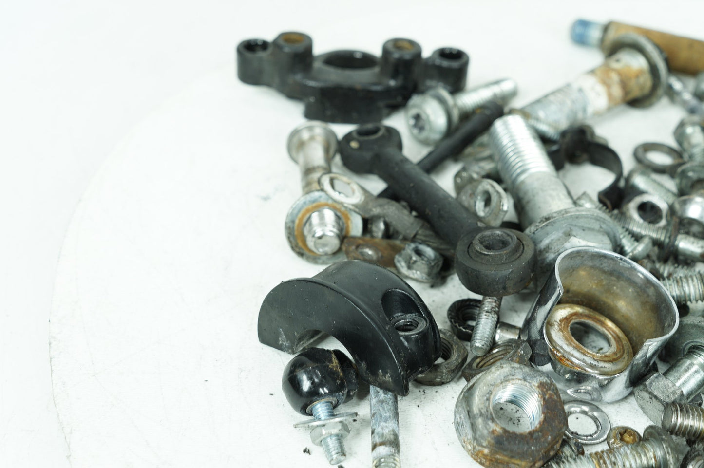 2004 - 2013 Harley-Davidson Sportster Base 883 Hardware Bolts Nuts & Brackets