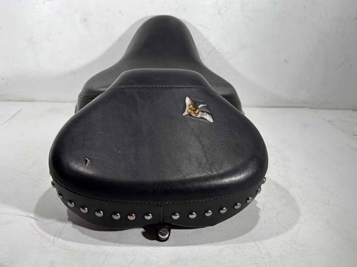 04 Harley Heritage Softail Classic FLSTCI OEM Passenger Rider Driver Seat Saddle
