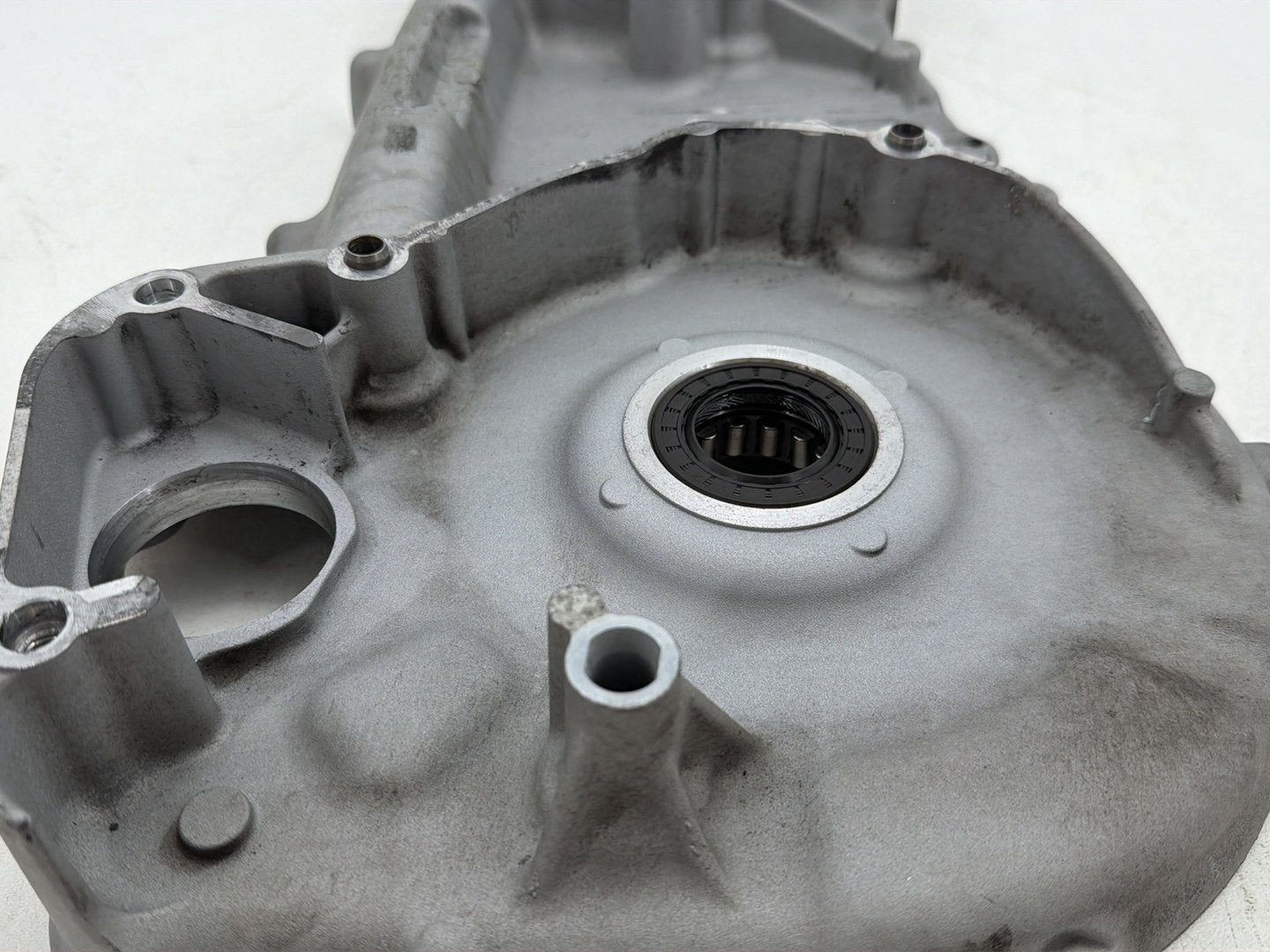 2009 Harley Dyna Street Bob FXDB OEM Inner Primary Clutch Cover
