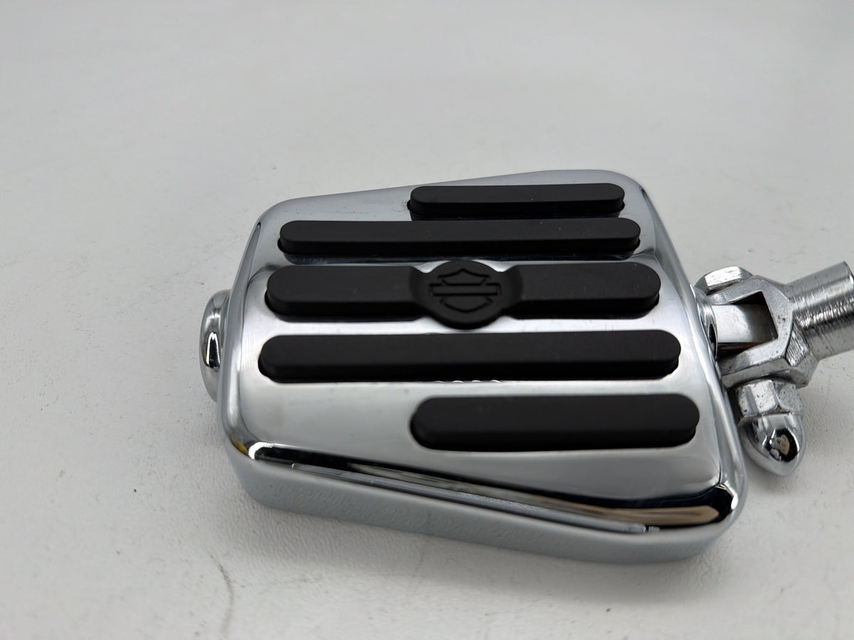1994 Harley Softail Custom FXSTC OEM Passenger Left & Right Foot Pegs 50451-09