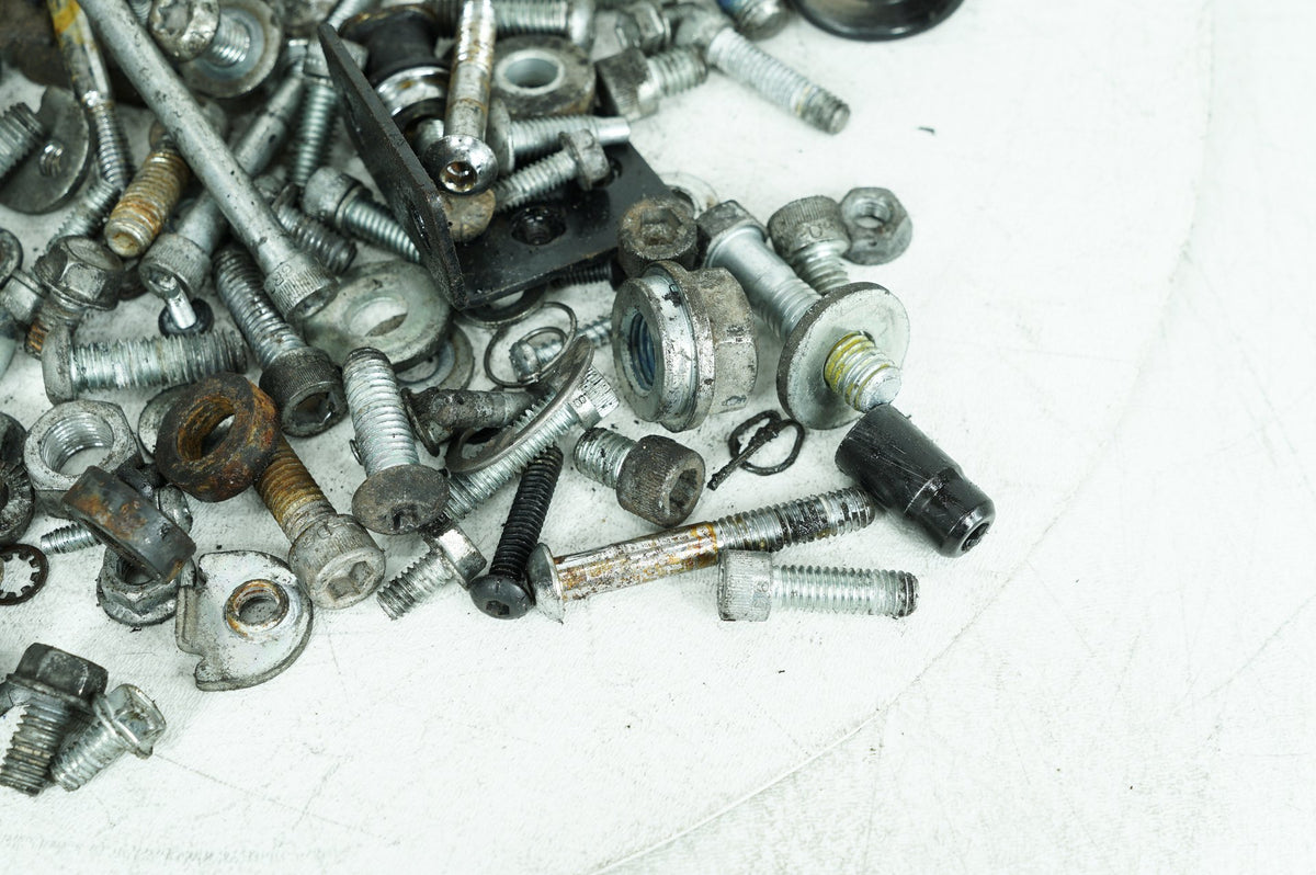 2010 Harley-Davidson Sportster XL883N - Hardware Bolts Nuts & Brackets