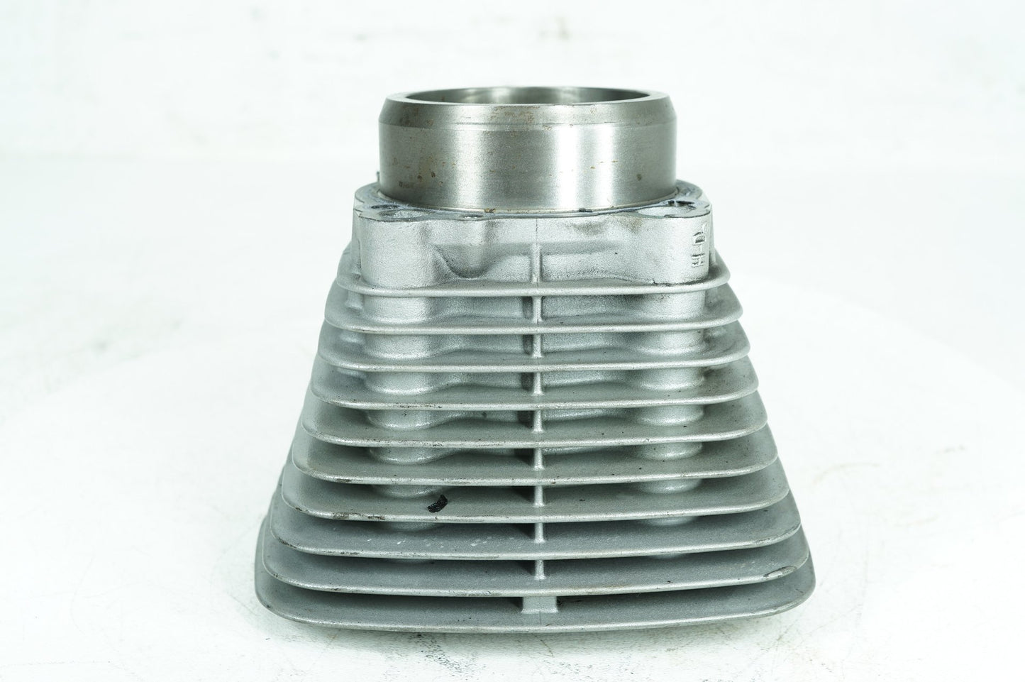 1991 - 2003 Harley-Davidson Sportster Hugger Twin Cam Engine Jug 1 Cylinder Barrel 16446-86B