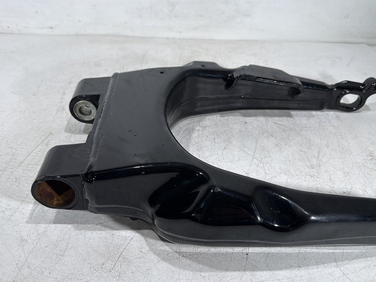 2011 Harley Electra Glide Touring Ultra OEM Rear Fork Swingarm Swing Arm