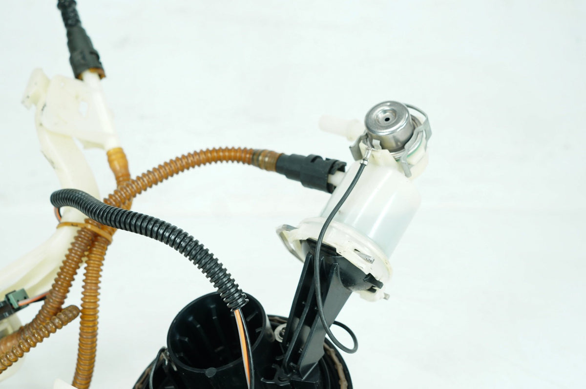 1996 Harley Touring Electra Glide Classic Fuel Pump Gas Gasoline Petrol Sending