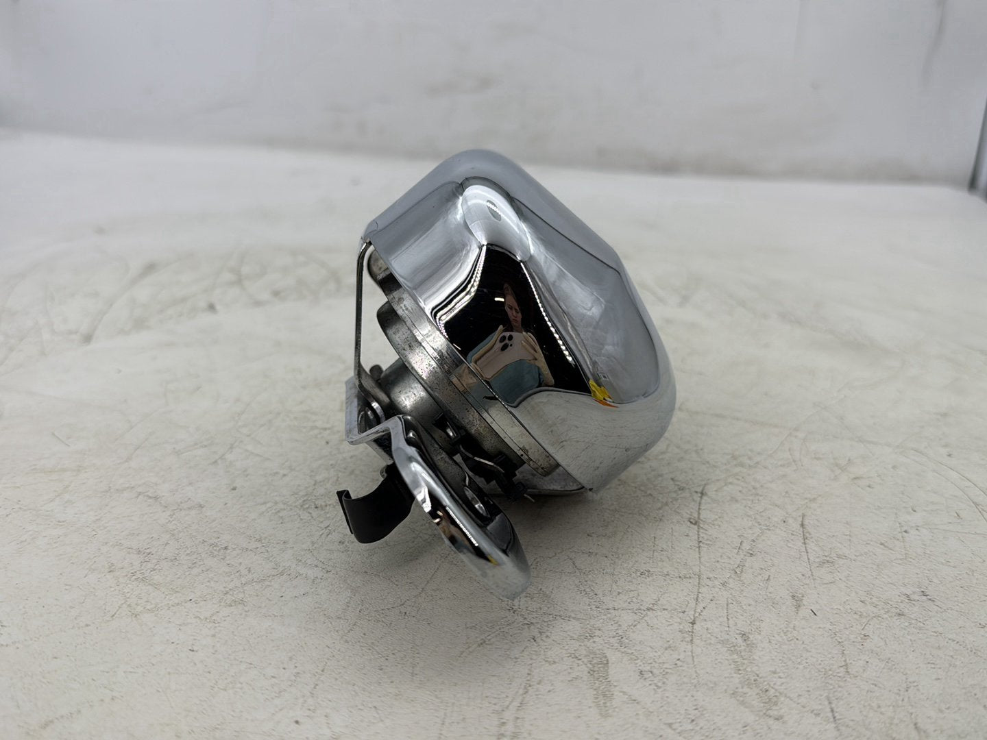 1998 Harley Touring FLHTCUI Electra Glide Ultra OEM Horn Signal Klaxon Chrome Cover