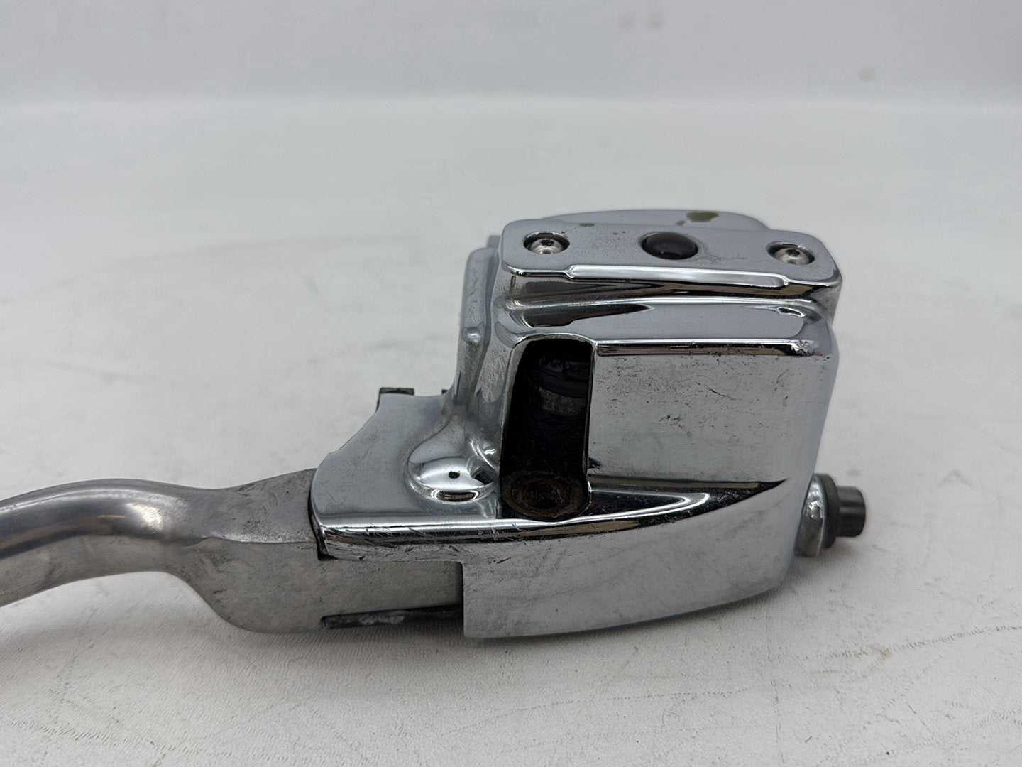 2007 - 2012 Harley-Davidson Dyna Super Glide Front Right Brake Lever Master Cylinder 45019-08A