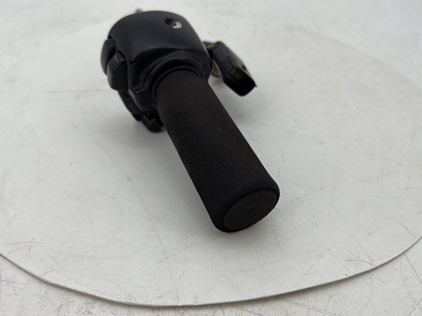 2008 Harley Electra Glide Touring Ultra FLHTCUI OEM Right Engine Start Kill Switches Controls