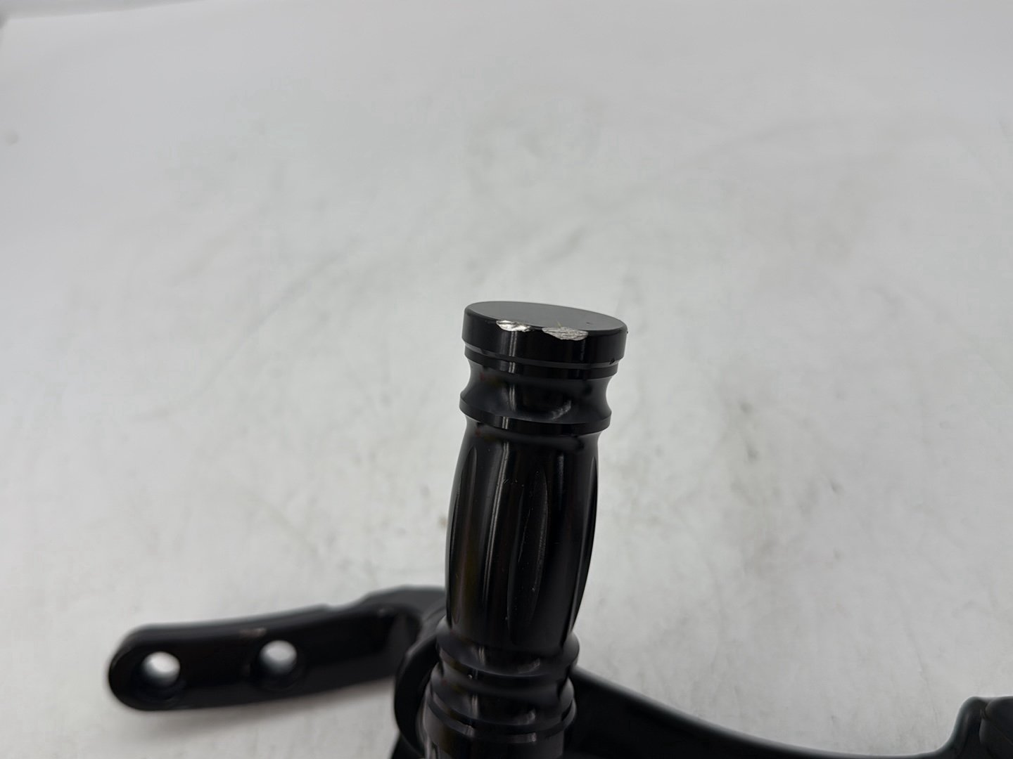 2006 Harley Dyna FXDWGI Wide Glide OEM Right Driver Foot Controls Peg Rest