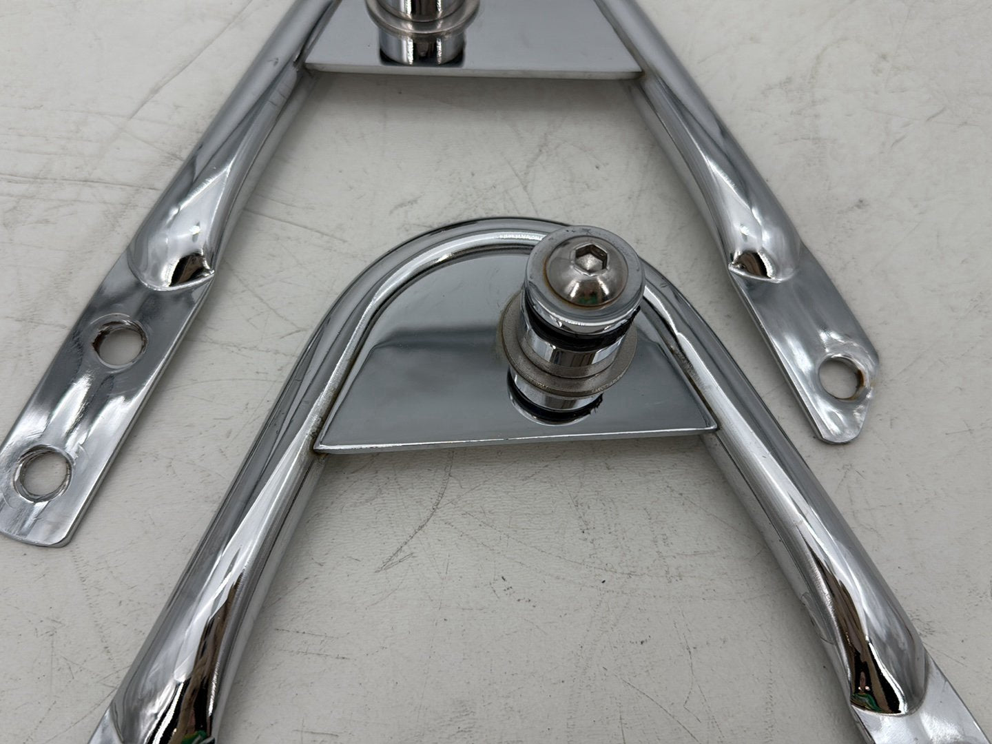2008 Harley Electra Glide Touring LH RH Detachable Tour Pak Luggage Box Bracket