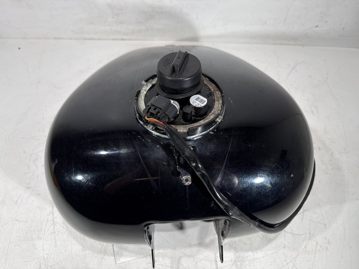 2012 Harley Electra Glide Touring OEM Fuel Gas Tank Gasoline Reservoir & Pump