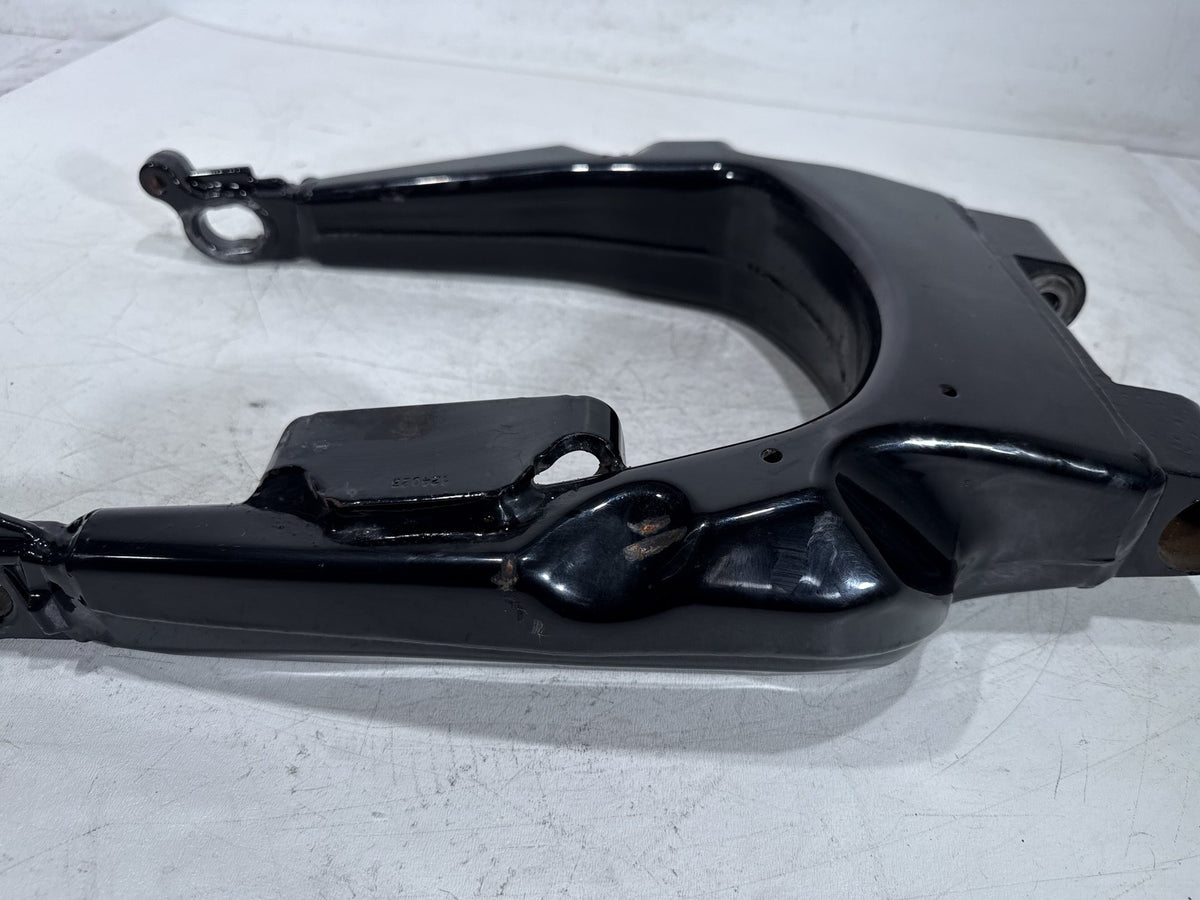 2010 Harley Road King Touring Police OEM Rear Fork Swingarm Swing Arm