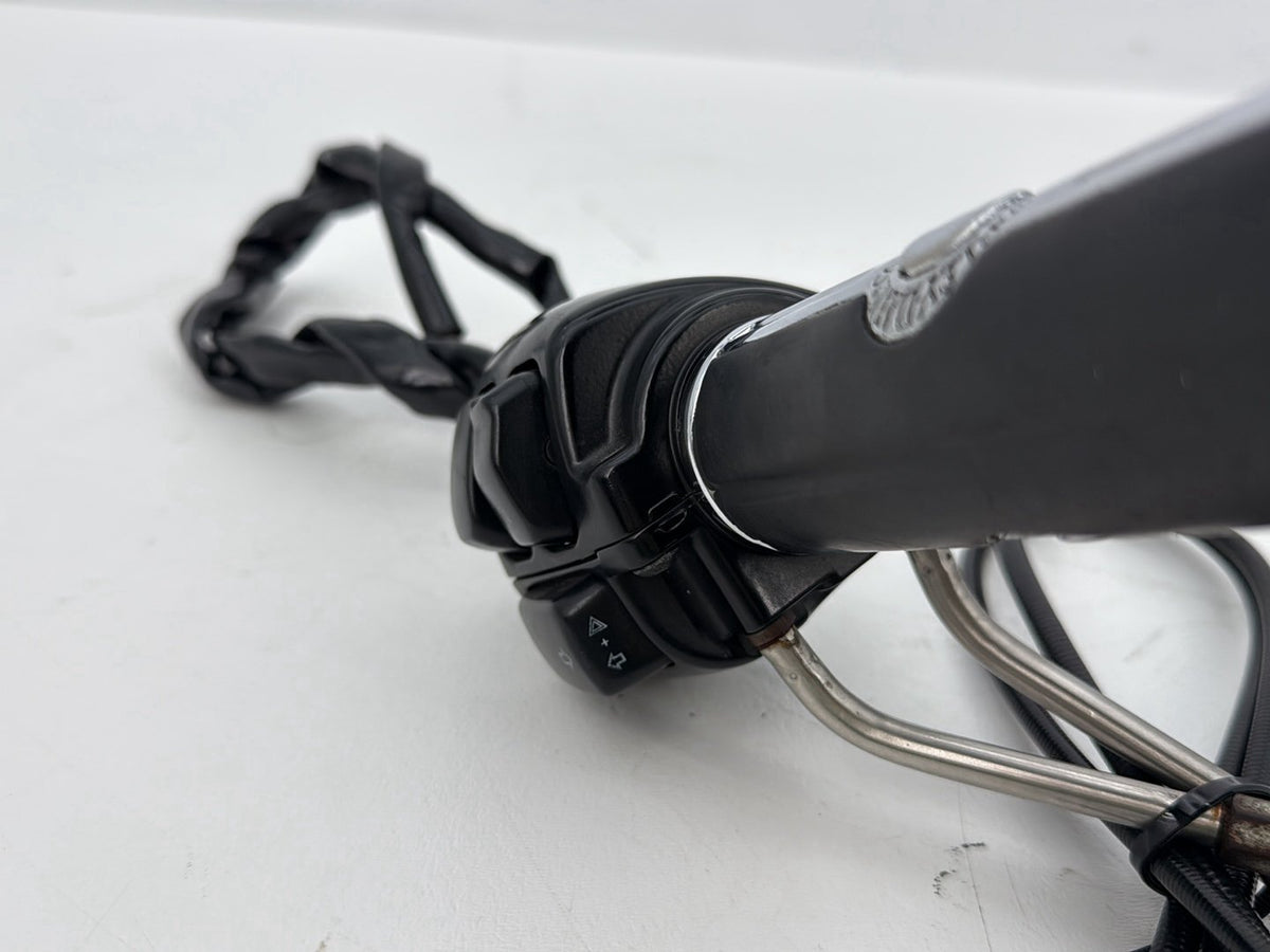 2009 Harley Sportster XL1200C 1200 OEM Right Engine Start Kill Switches Controls