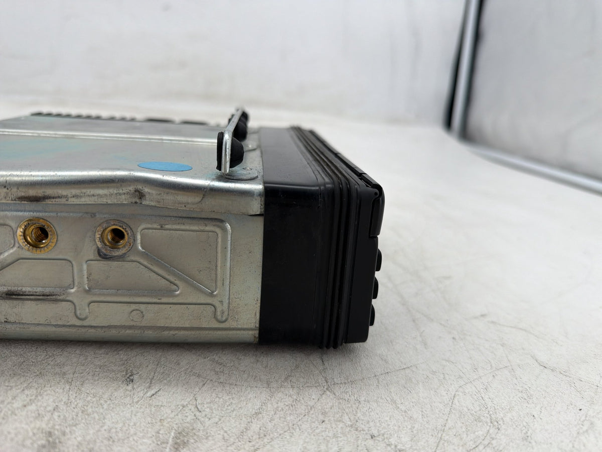 2011 Harley Electra Glide Touring Ultra OEM Harman Kardon AM FM CD Radio Player