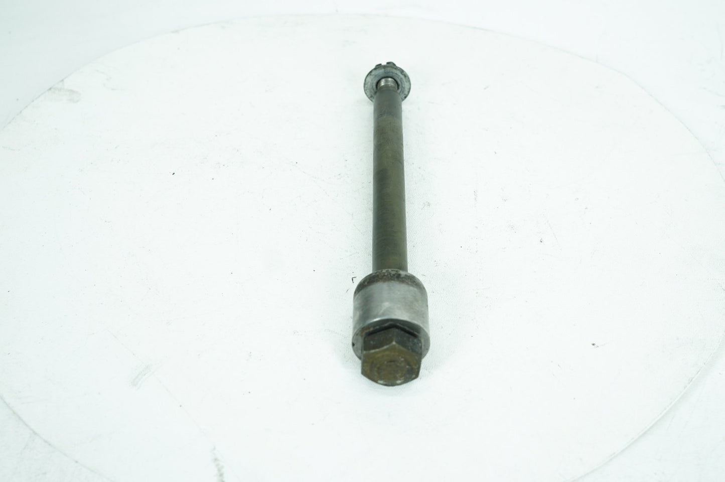1986 - 1999 Harley-Davidson Dyna Super Glide Rear Wheel Axle Bolt Shaft 41114-90