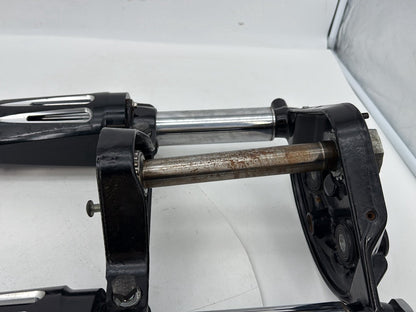 1999 - 2006 Harley-Davidson Touring Electra Glide Front Triple Tree Set & LH RH Fork Legs Sliders 	45446-87A