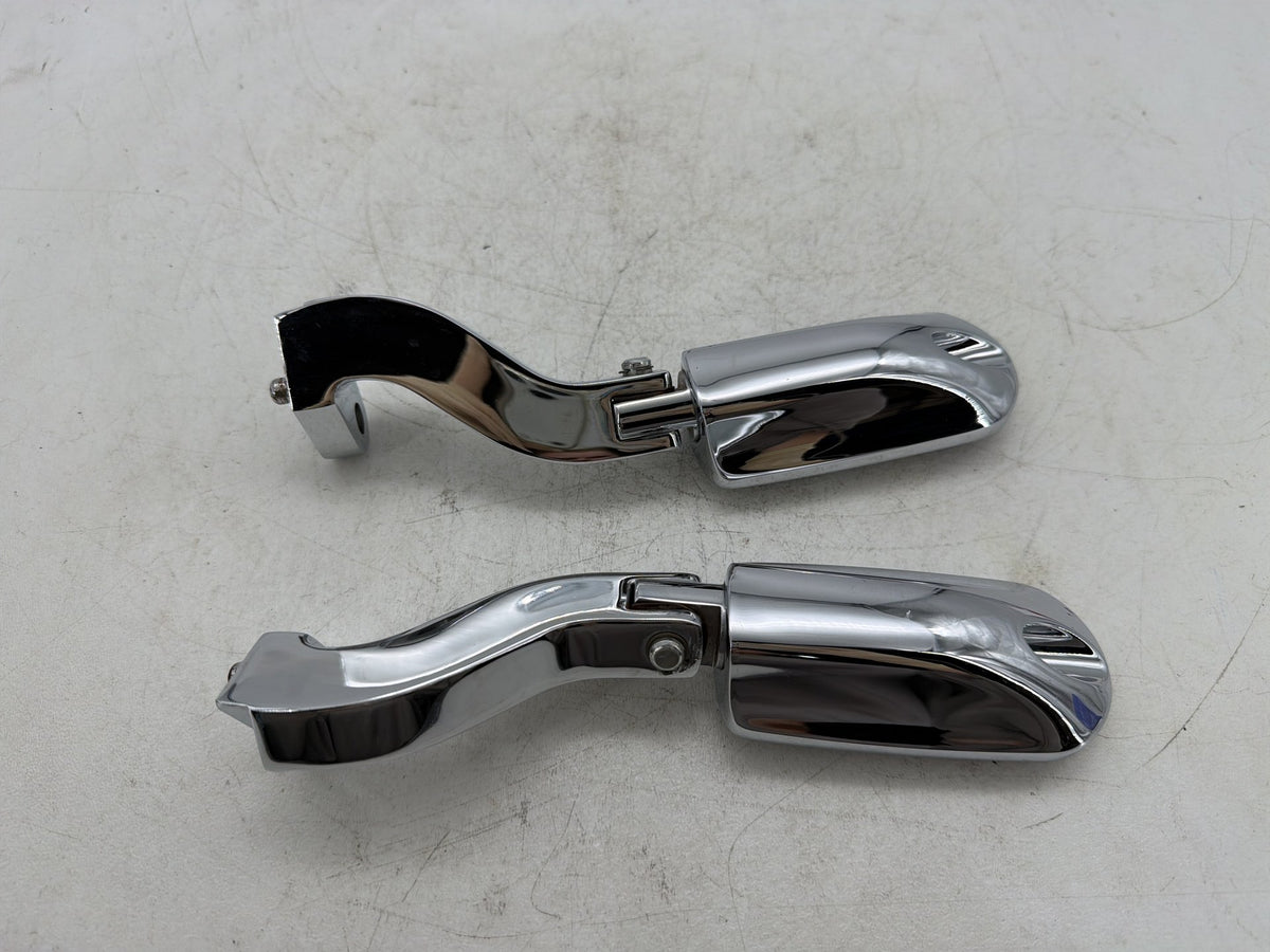 2010 Harley Street Glide Touring FLHX OEM Passenger Left & Right Foot Pegs