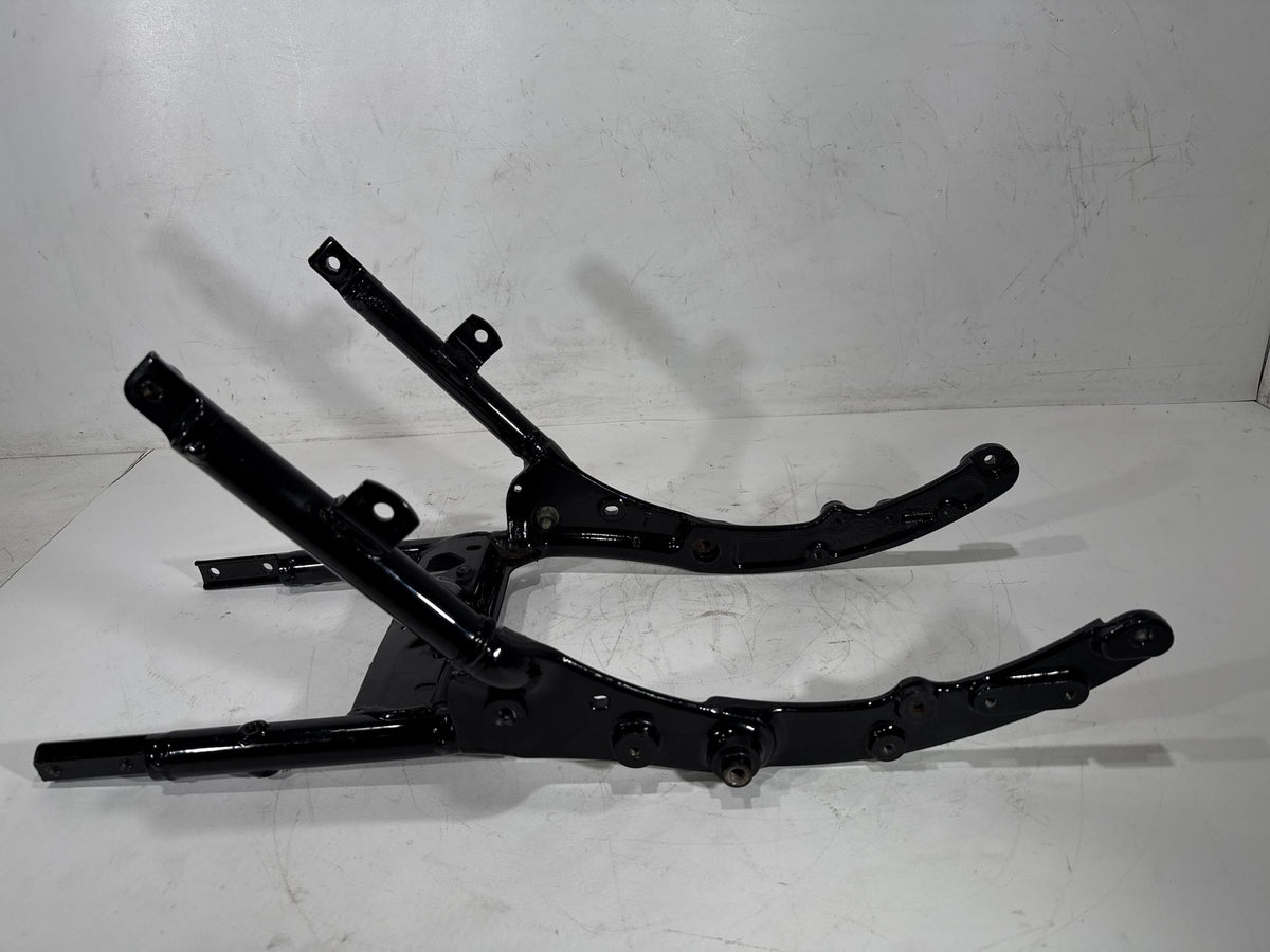 2014 Harley Electra Touring Ultra OEM Rear Back Sub Frame Rail Bar 48079-09BHP