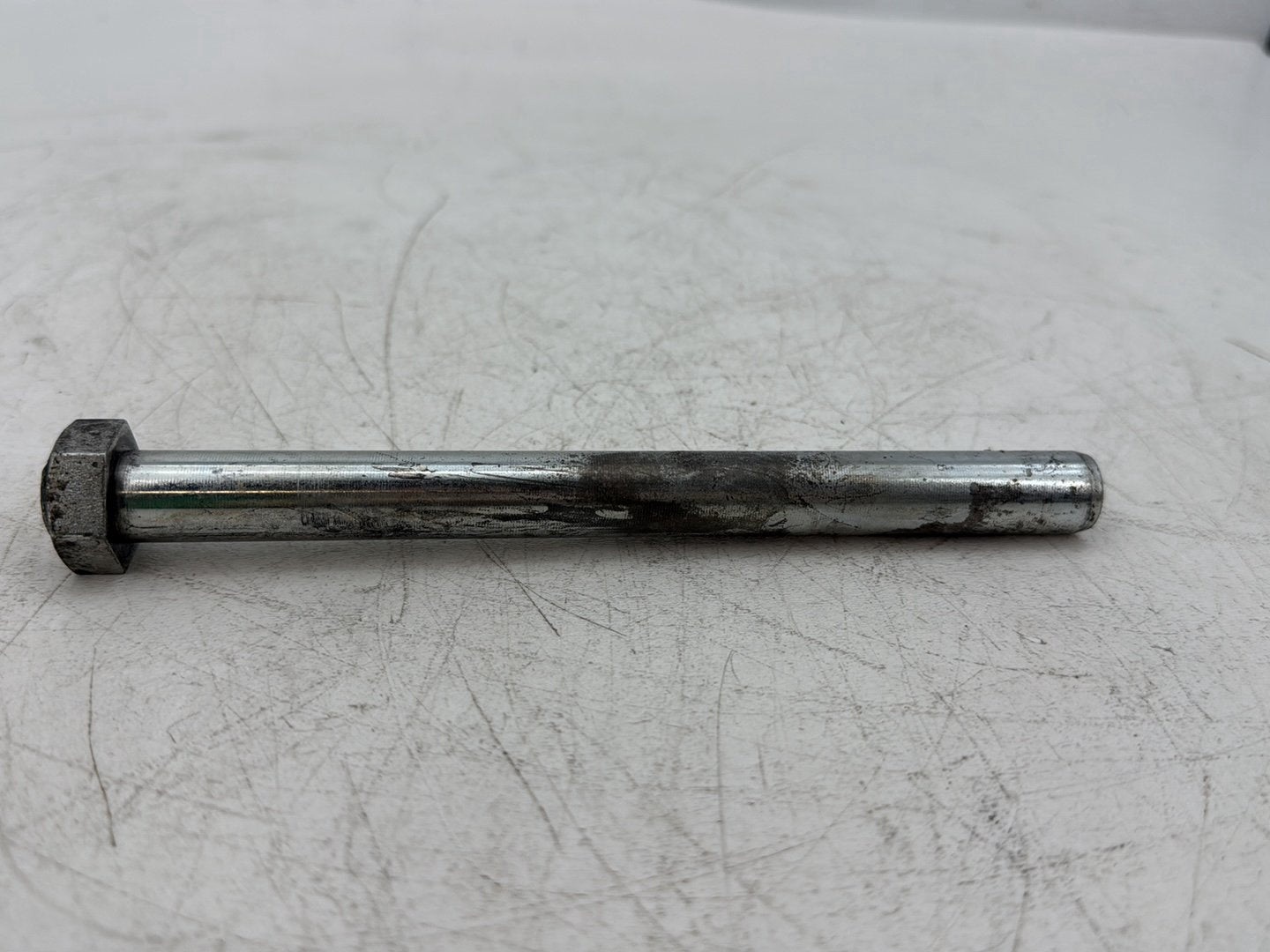 2005 Harley Dyna FXDWG Wide Glide OEM Rear Wheel Axle Bolt Shaft