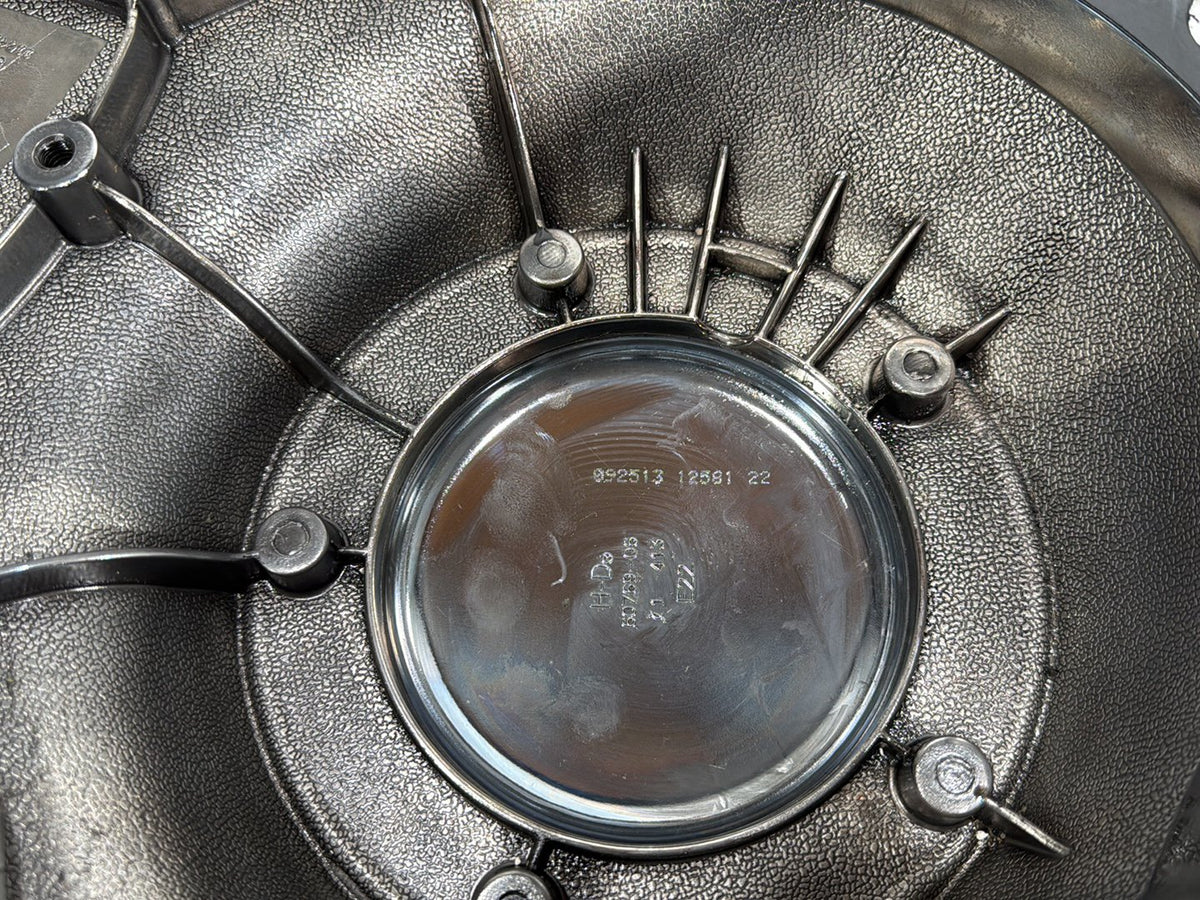 2011 Harley Street Glide Touring FLHX OEM Outer Primary Clutch Cover 60685-07A