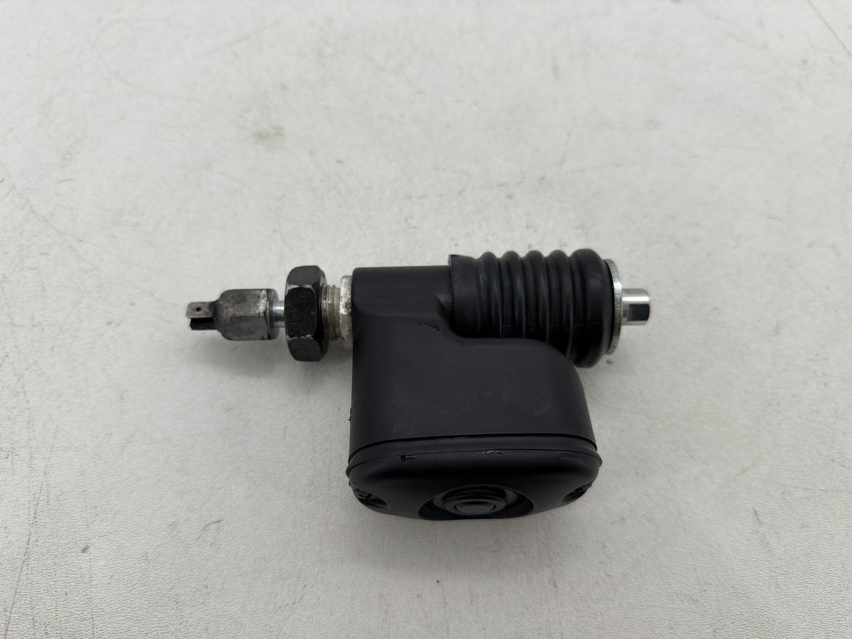 2016 Harley Dyna Fat Bob FXDF 103 OEM Rear Brake Master Cylinder Reservoir ABS