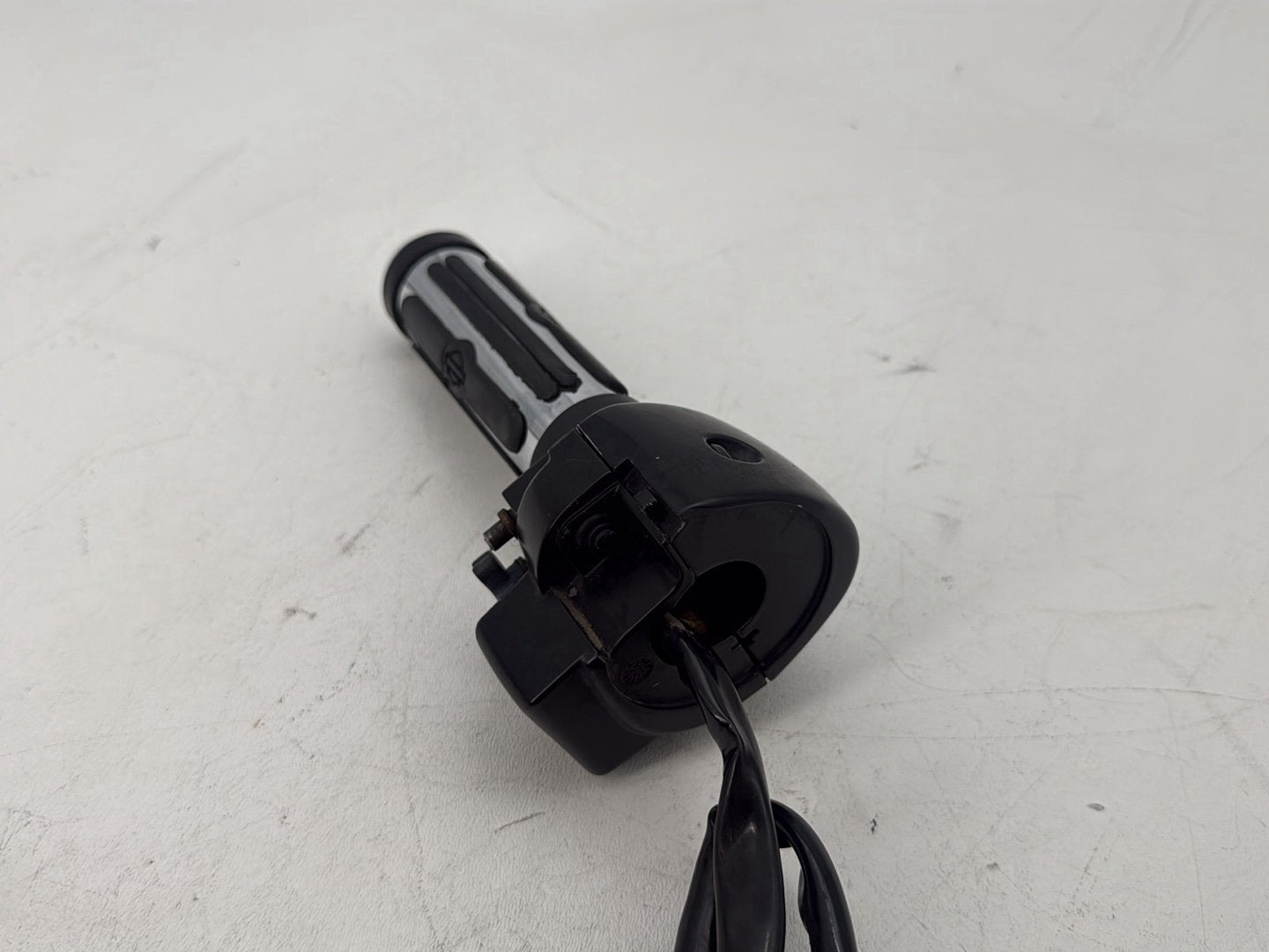 2007 Harley Touring FLHTP Electra Glide Police OEM Right Engine Start Kill Switches Controls
