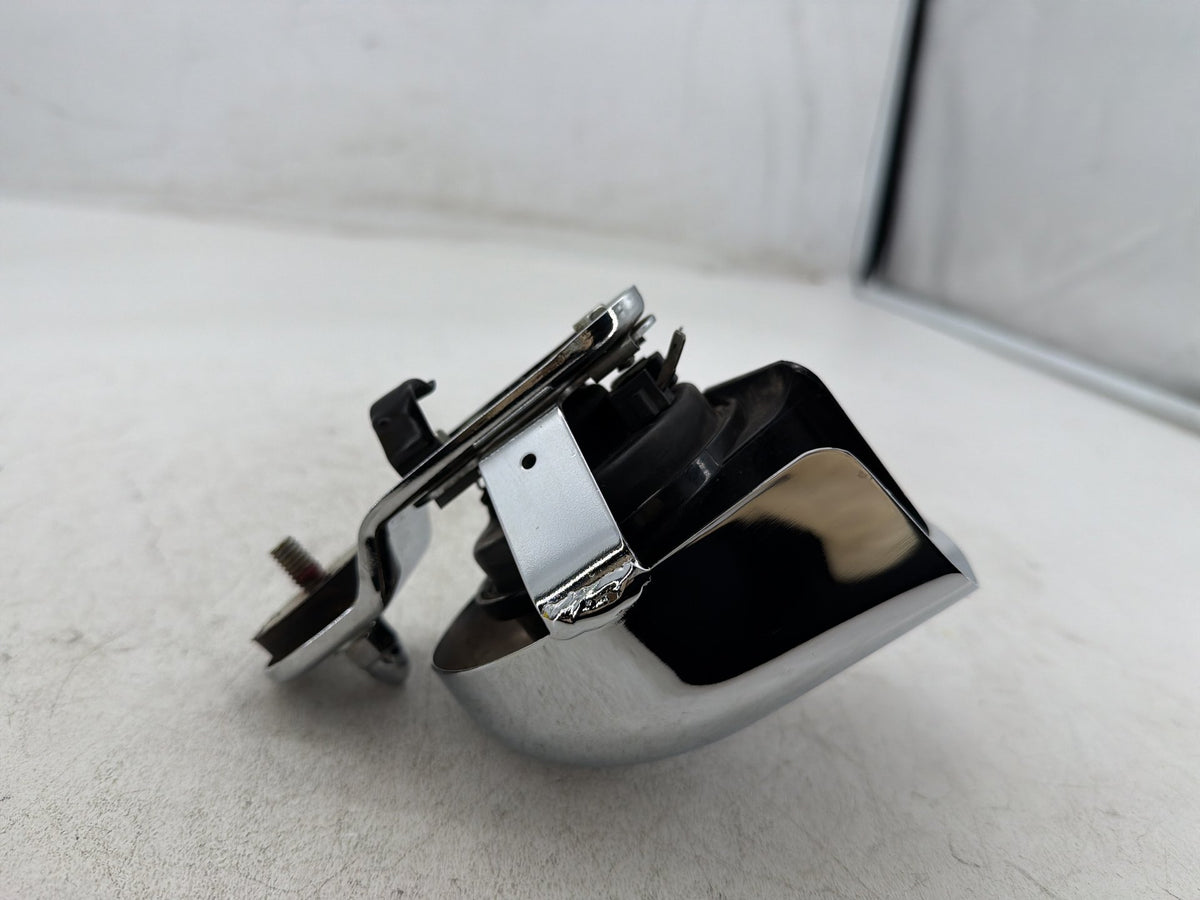 2007 Harley Electra Glide Touring CVO Eagle OEM Horn Signal Klaxon Chrome Cover