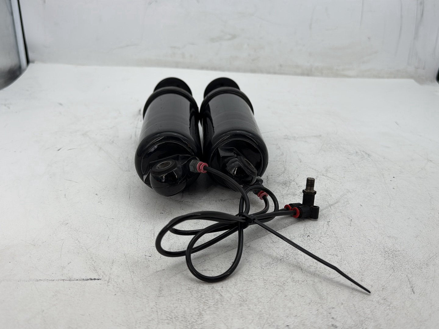2003 Harley Electra Glide Touring Ultra FLHTCUI OEM Rear Left Right Shock Absorbers