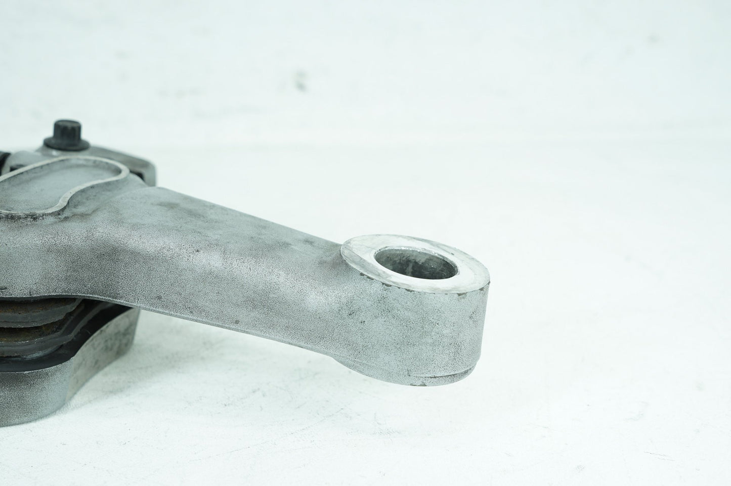 2007 - 2012 Harley-Davidson Touring CVO Electra Screamin Eagle Rear Back Brake Caliper 44595-07