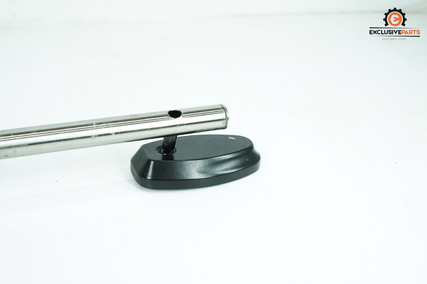 1999 - 2006 Harley-Davidson Softail Deuce Left Right Rear View Mirror Front Bar Support
