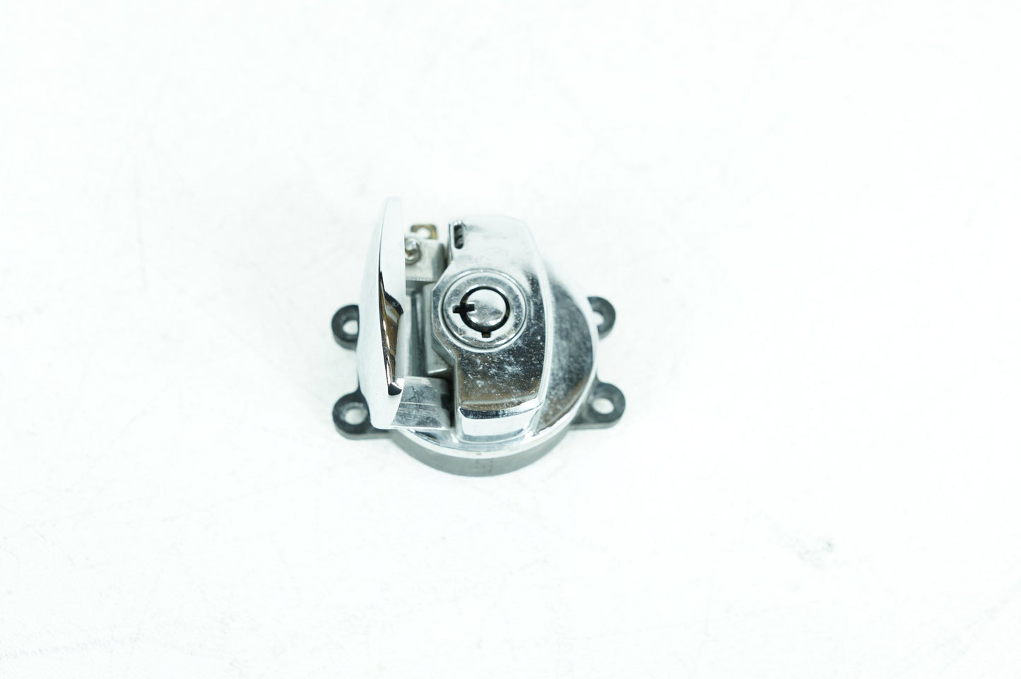 1999 - 2006 Harley-Davidson Softail Fat Boy Ignition Switch Cylinder Barrel Lockset NOKey   71450-04
