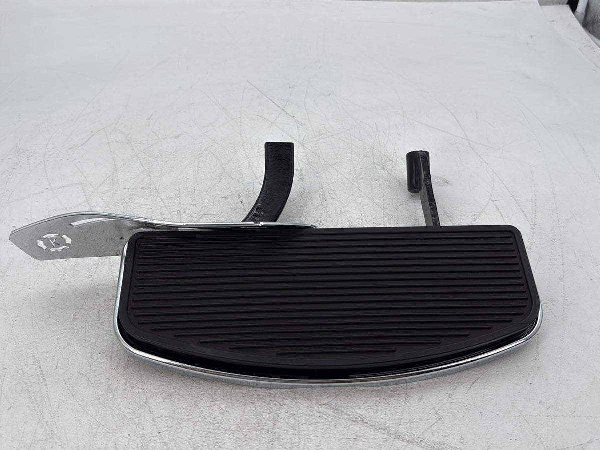 2005 Harley Electra Glide Touring Ultra FLHTCUI OEM Right Driver 1 Floorboard Foot Rest