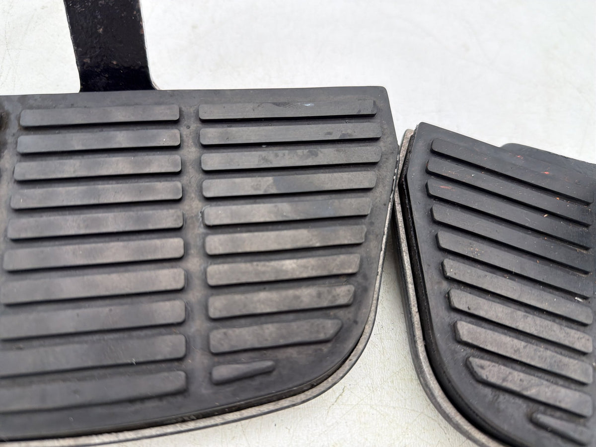 1991 Harley Electra Glide Touring OEM Left Right Passenger Floorboard Foot Rest