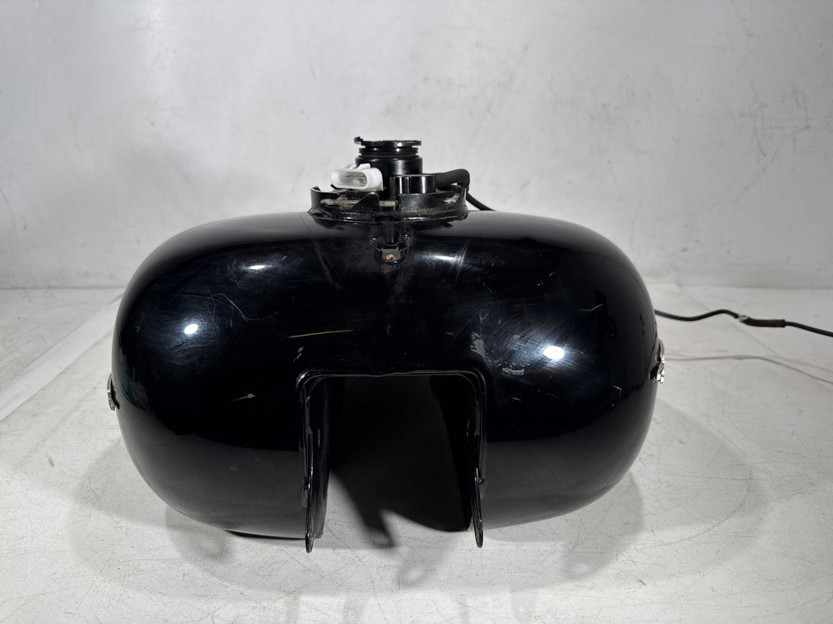 2013 Harley Street Glide Touring FLHX OEM Fuel Gas Tank Gasoline Reservoir
