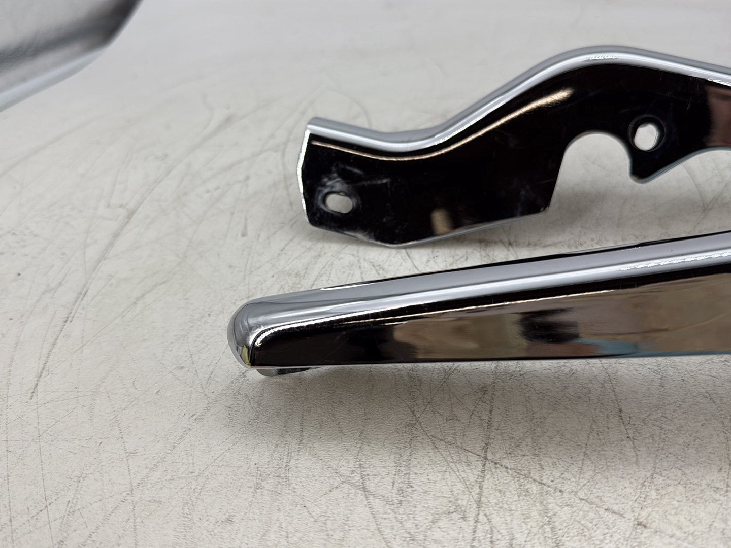 07 Harley Touring Electra Glide Ultra OEM Rear Left Right Fender Struts Bracket