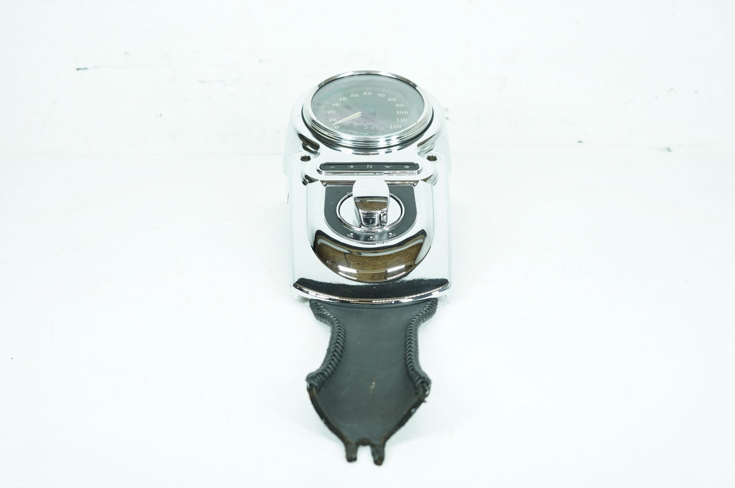 1999 - 2006 Harley-Davidson Dyna Wide Glide Fuel Tank Dash Console Speedometer NOKey 71211-04A