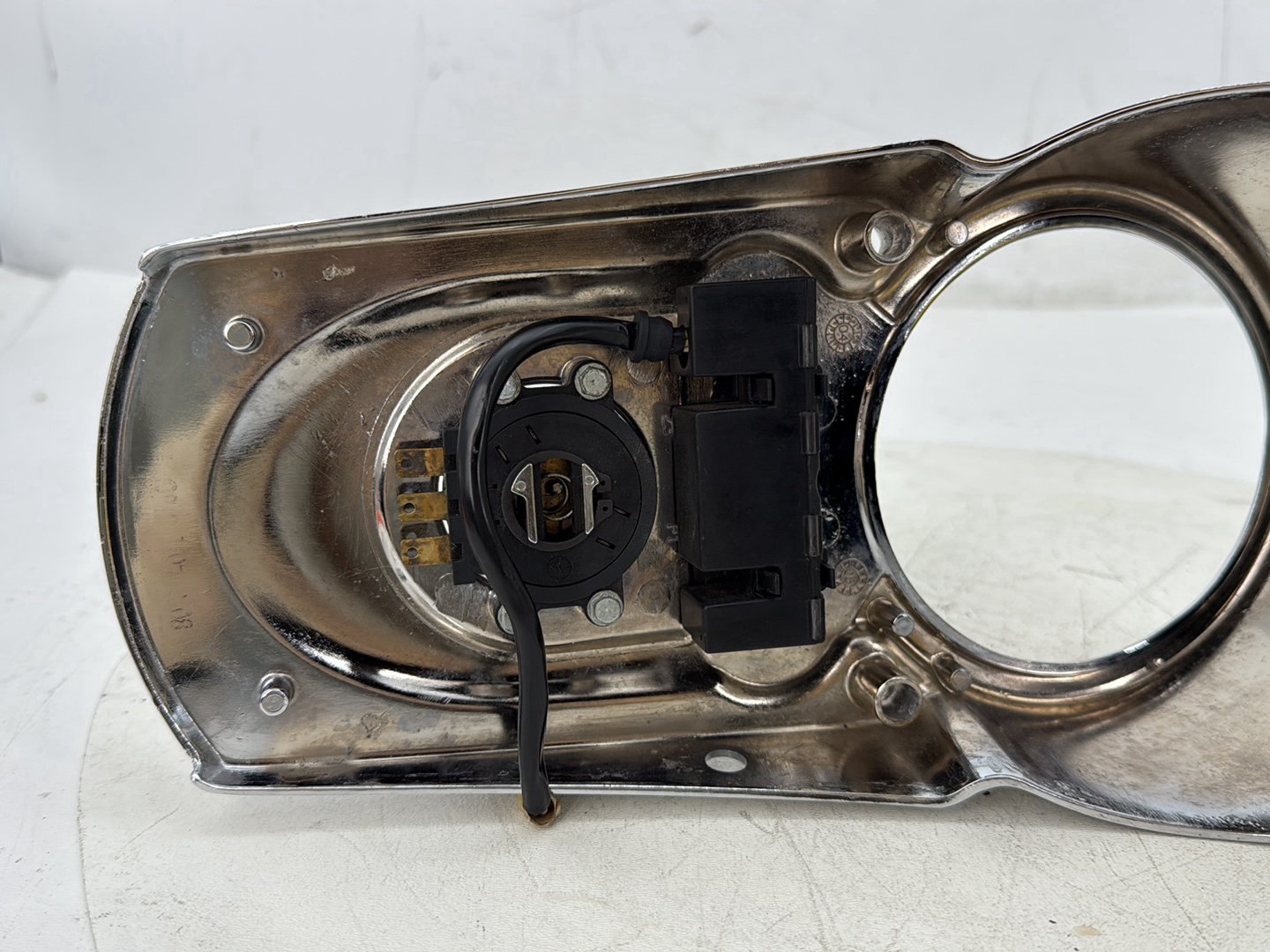 2006 Harley Dyna FXDWGI Wide Glide OEM Fuel Gas Tank Dash Console NOKey