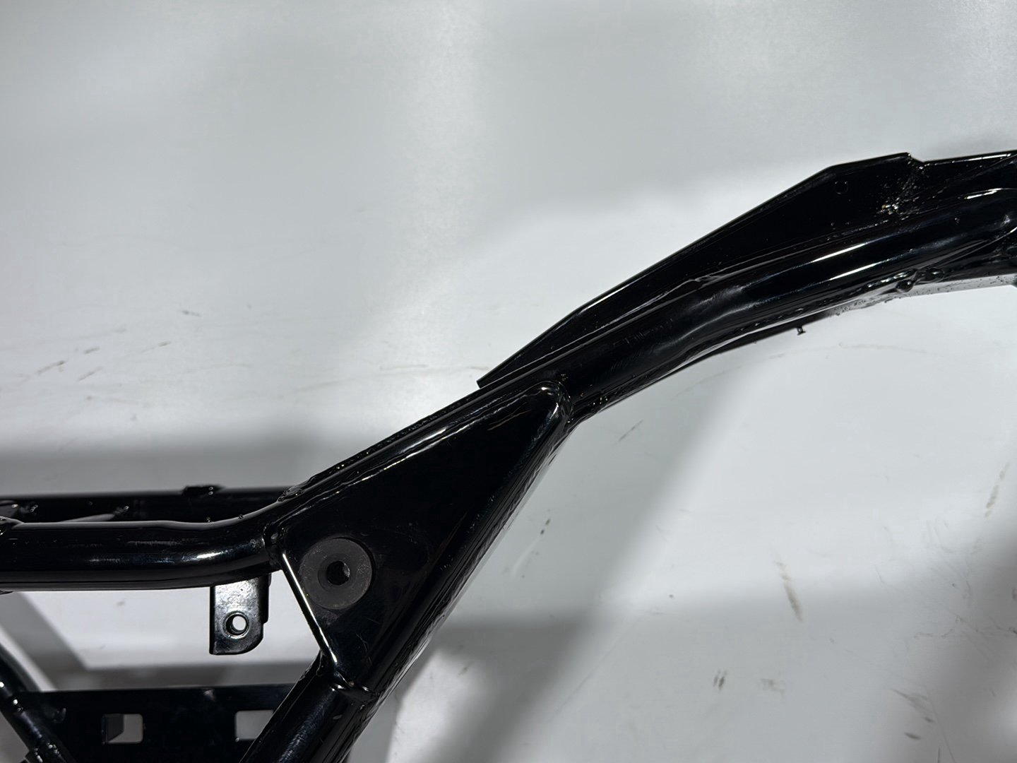 2006 Harley Road King Touring FLHRCI Classic OEM Body Main Frame Chassis SLVG