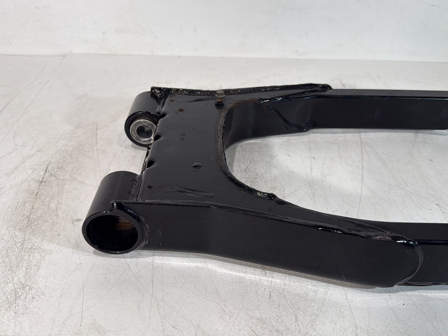 2007 - 2012 Harley-Davidson Touring Electra Glide Ultra Rear Fork Swingarm Swing Arm 	47549-02A