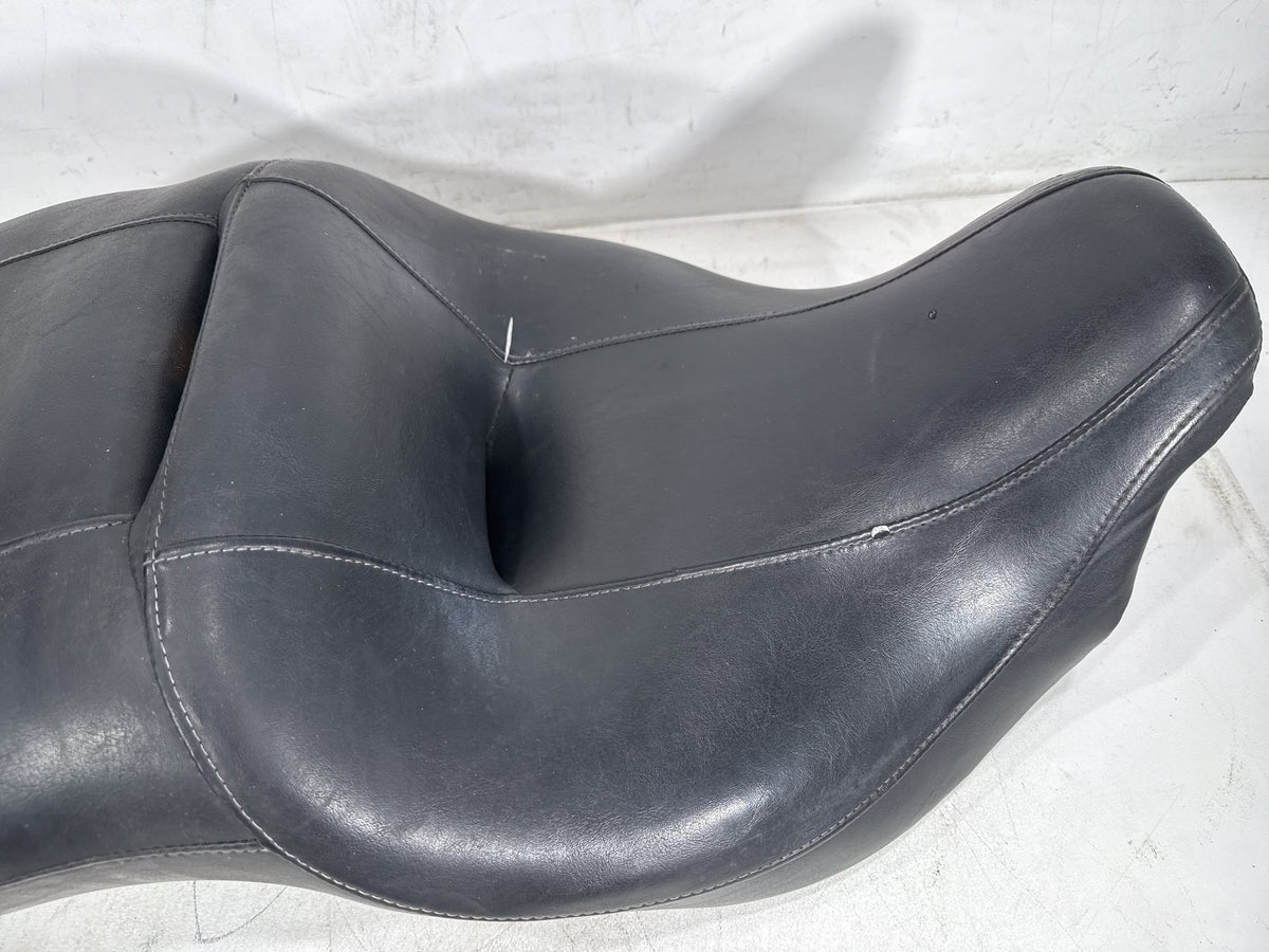 2011 Harley Electra Glide Touring Ultra OEM Passenger Rider Driver Seat Saddle