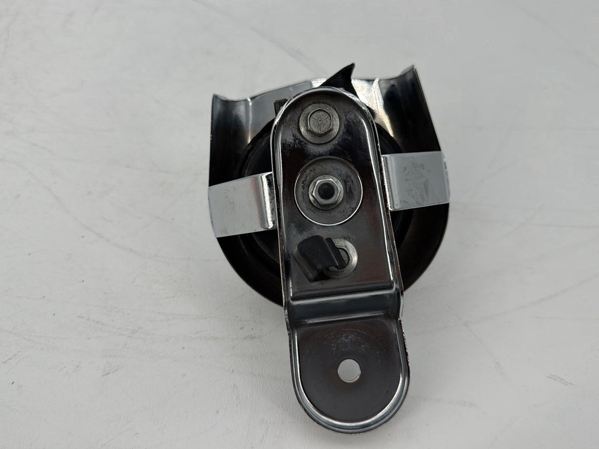 2008 - 2016 Harley-Davidson Touring Electra Glide Ultra Horn Signal Klaxon Chrome Cover 69012-93A