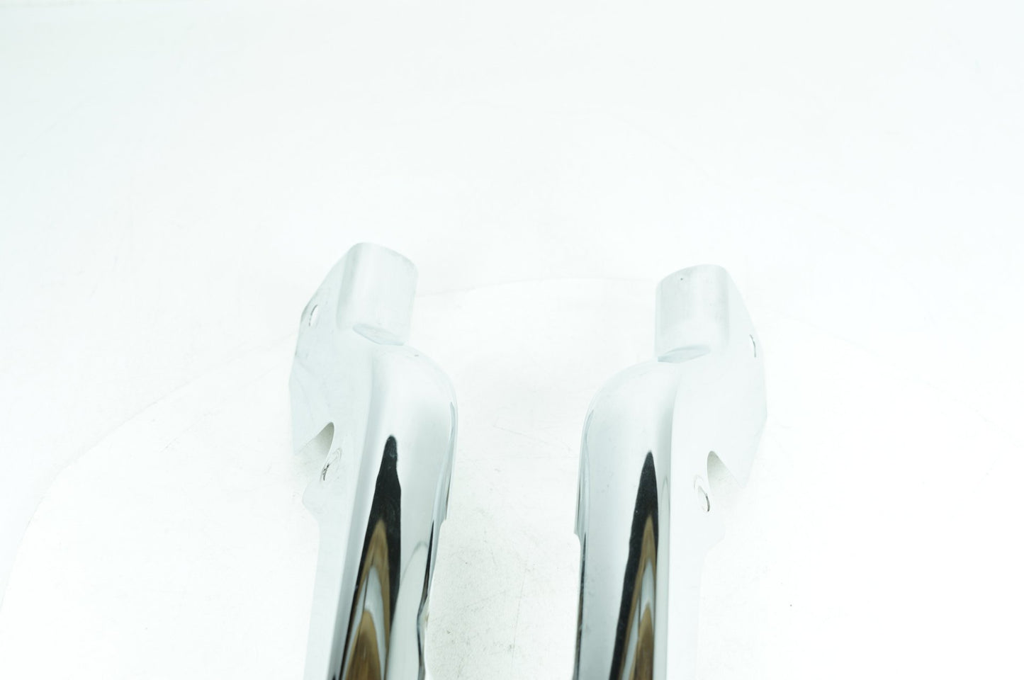 2007 - 2012 Harley-Davidson Touring Electra Glide Ultra Left Right Saddlebag Fender Struts Brackets  	47502-97