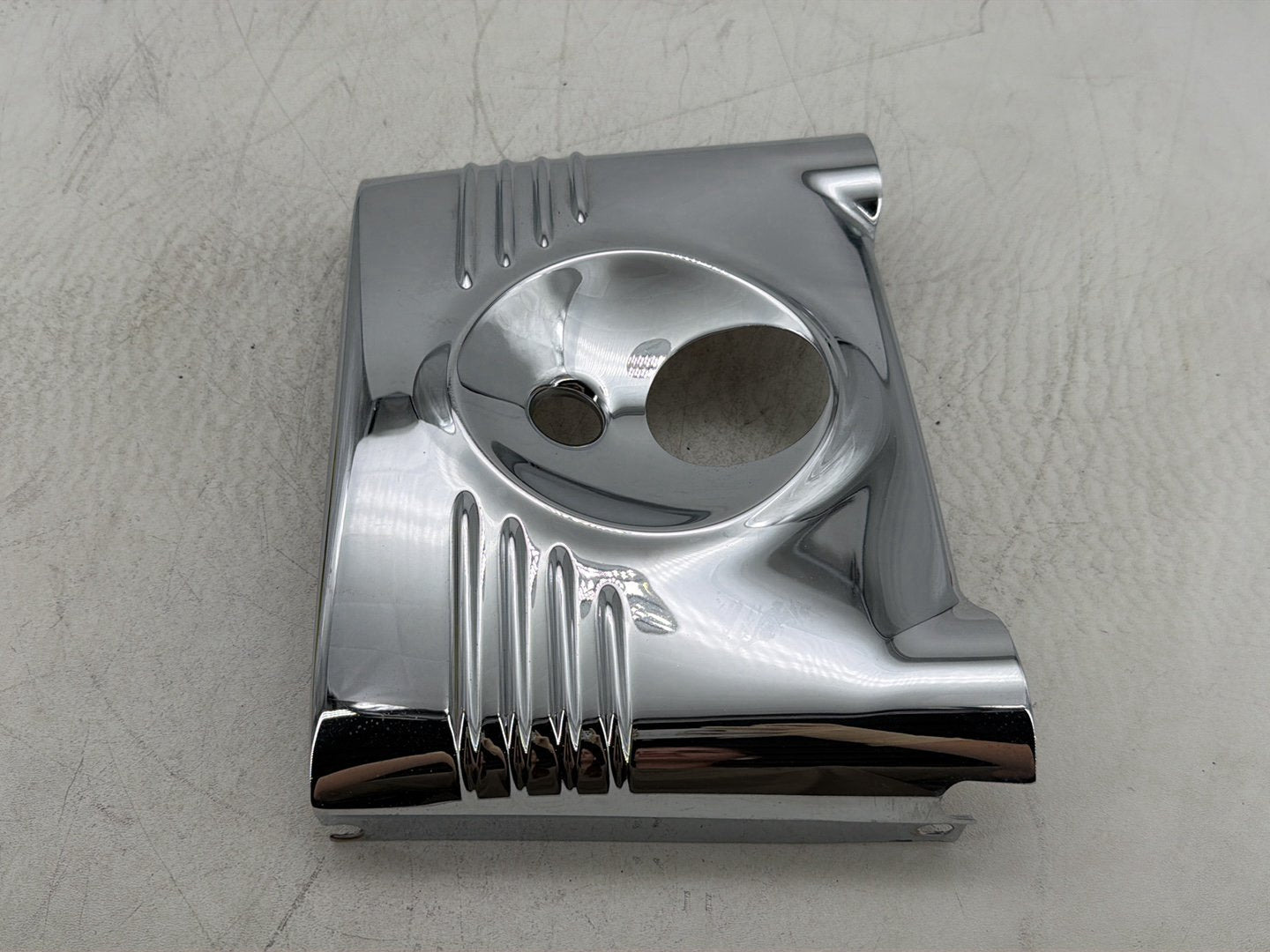 2011 Harley Heritage Softail Classic FLSTC OEM Front Upper Nacelle Headlight Cover Panel