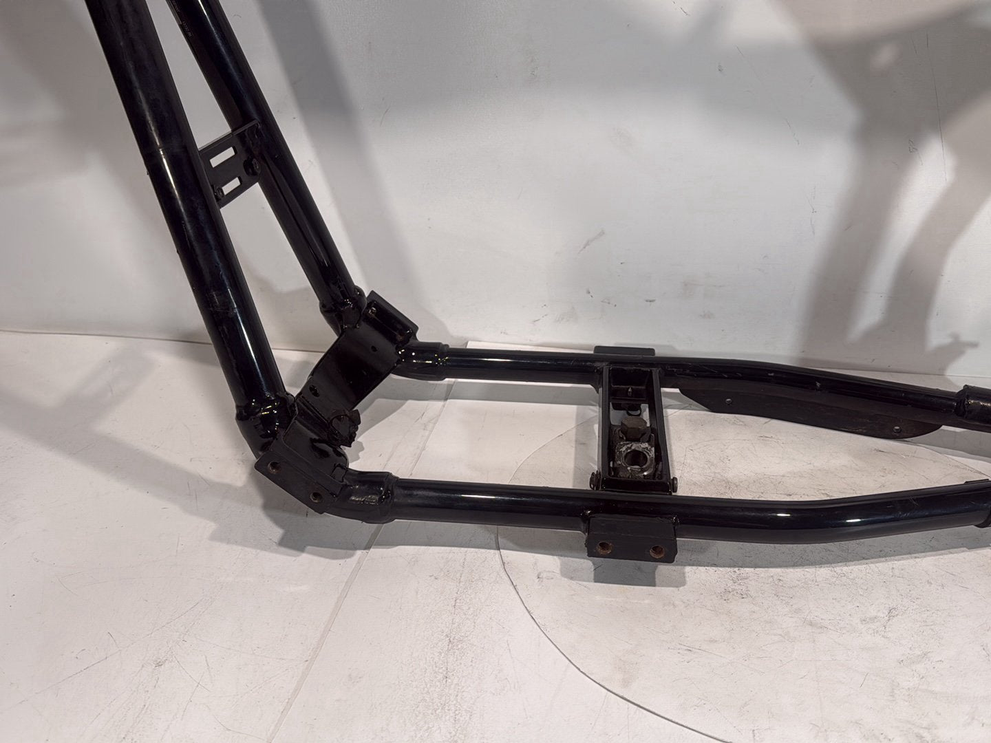 1999 - 2006 Harley-Davidson Dyna Super Glide Body Main Frame Chassis CLN CLR 47463-06BHP