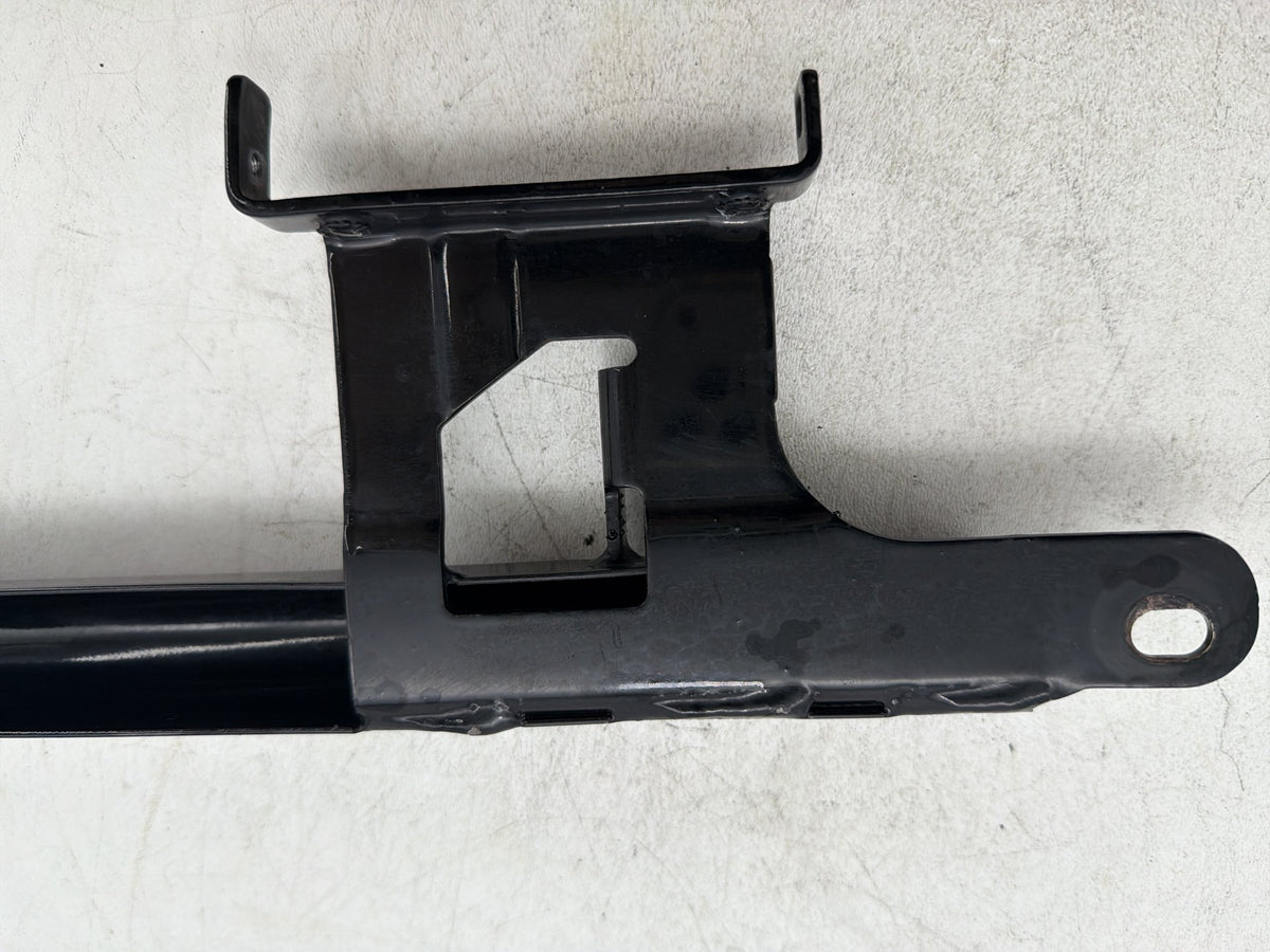2003 Harley Softail Deuce FXSTDI OEM Seat Bracket Mount Support Mounting