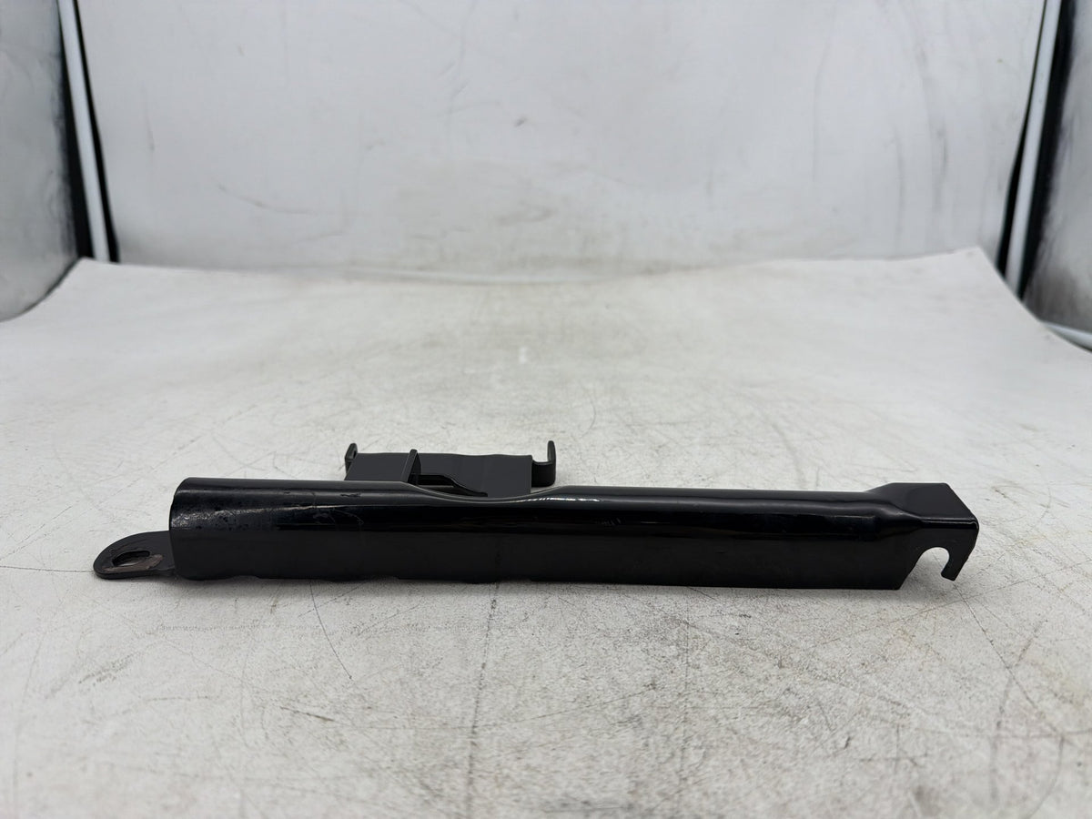 2004 Harley Heritage Softail Classic OEM Seat Bracket Mount Support Mounting