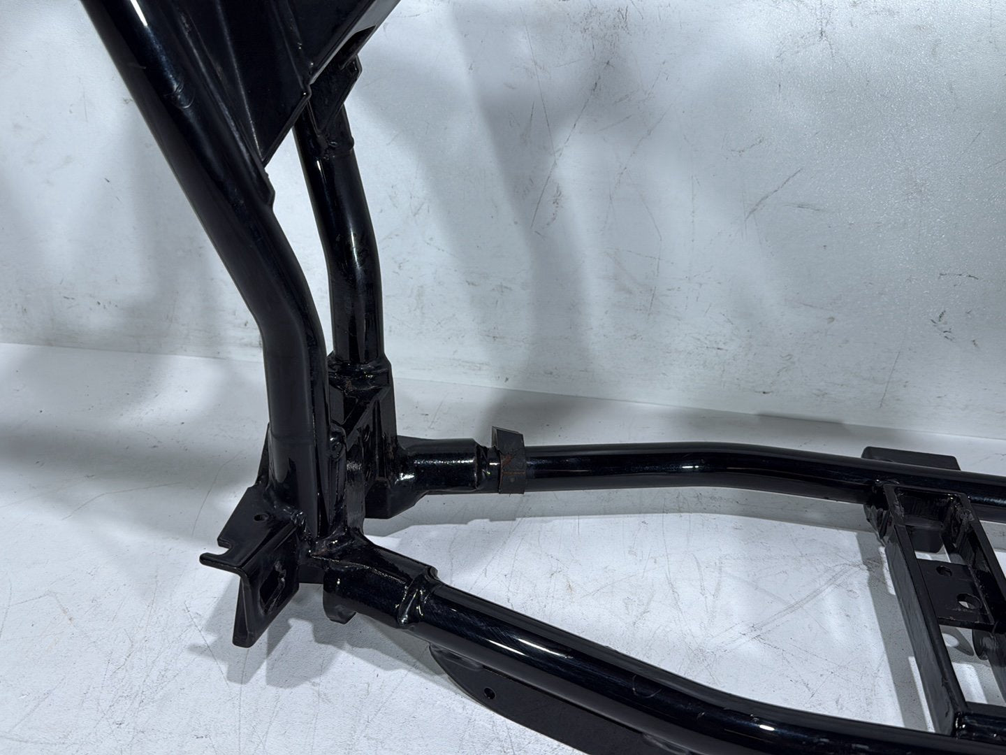 2008 Harley Dyna Fat Bob FXDF OEM Body Main Frame Chassis 29 degree rake CLN CLR